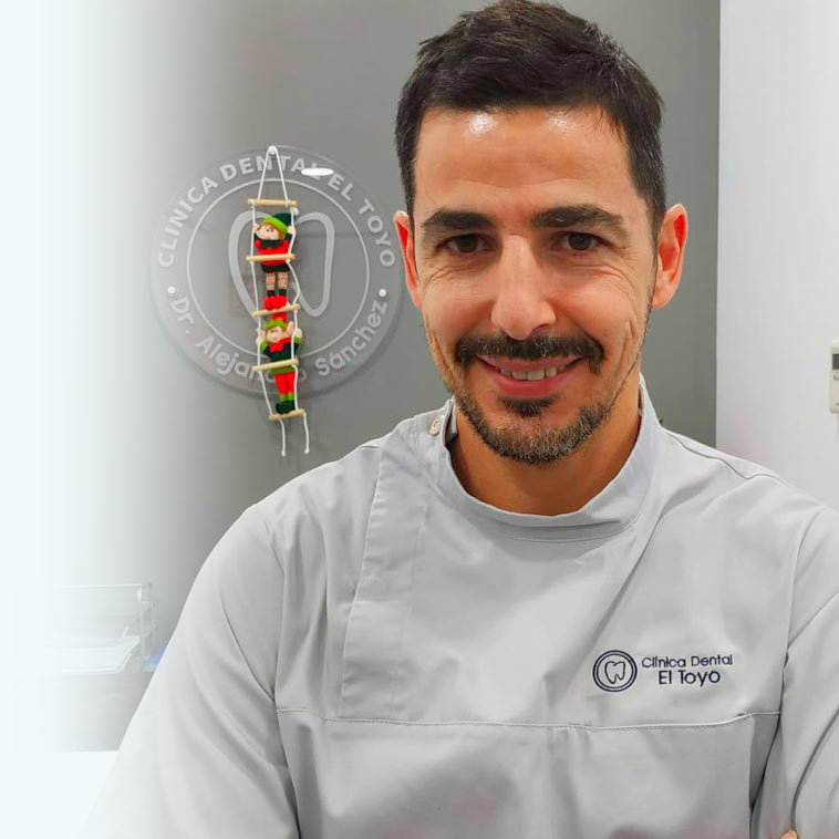 Dr. Manuel Oses Dr. Manuel Oses